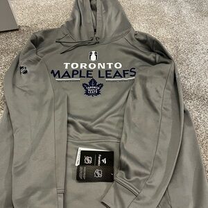 Toronto Maple Leafs Hoodie NEW